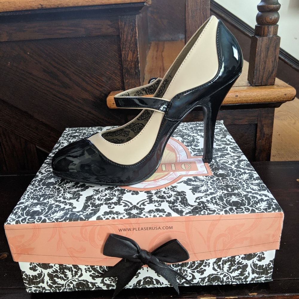 Bordello 2 Tone Mary Jane Pumps